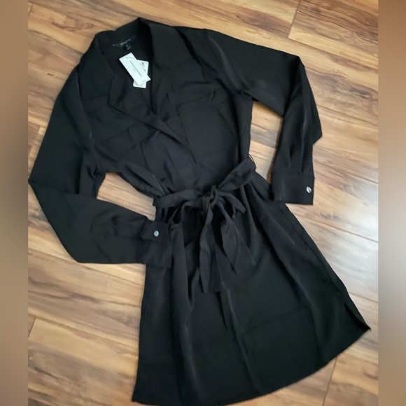Banana Republic Dresses & Skirts - Banana Republic Women’s Button Down Black Dress with Belt size S